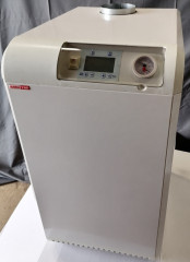 Напольный газовый котел MORA-TOP SA40E